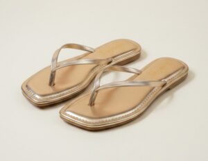 Liora Metallic Thong Flats – Champagne Gold