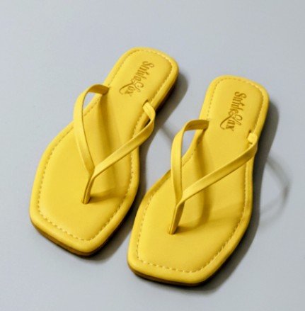 Liora Minimal Thong Flats – Soft Yellow