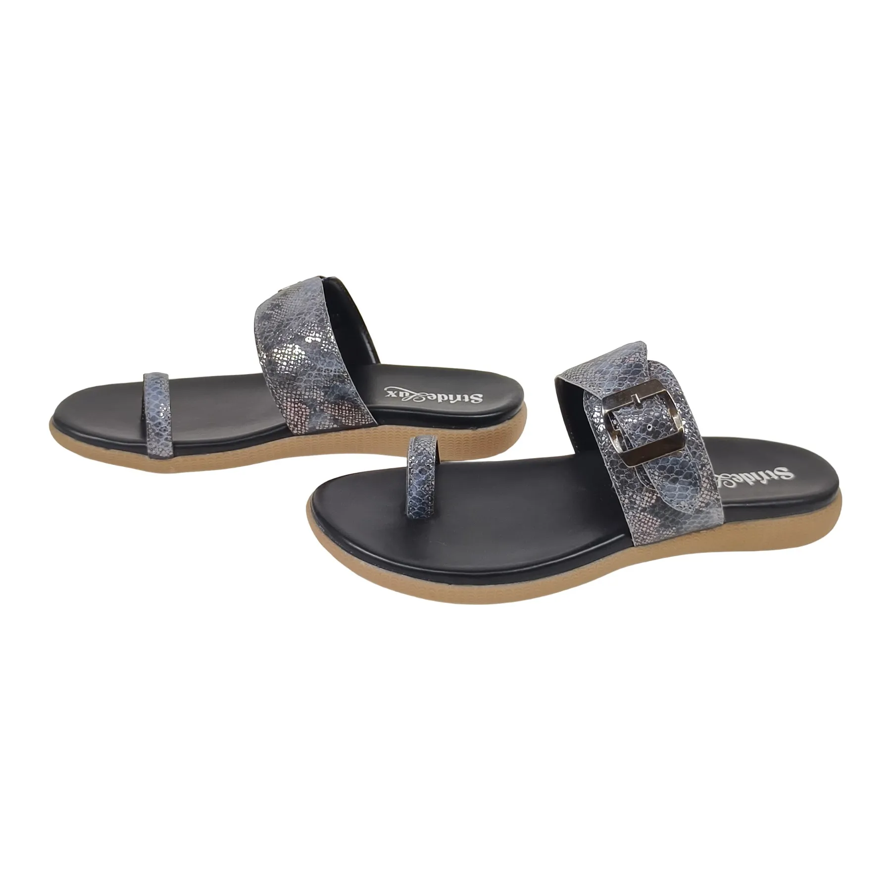 StrideLux Women’s Onyx Black Textured Toe-Loop Flat Sandals - Image 6