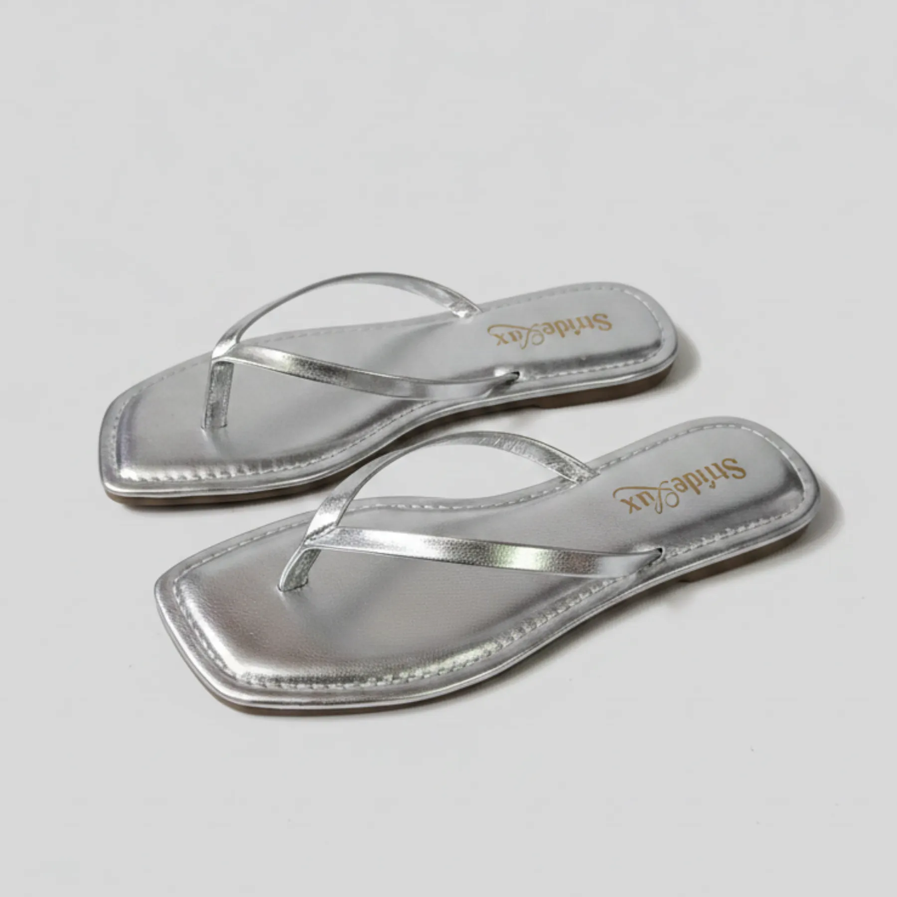 Liora Metallic Thong Flats – Silver Mist - Image 5