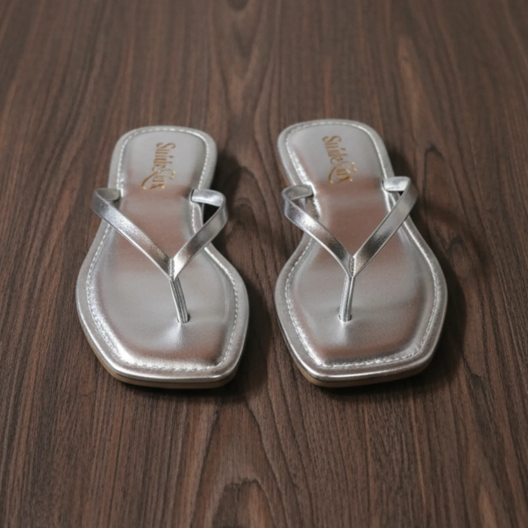 Liora Metallic Thong Flats – Silver Mist - Image 7